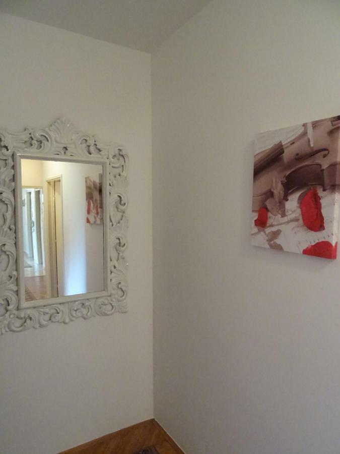 Apartman Iris S Terasom Rijeka Bagian luar foto