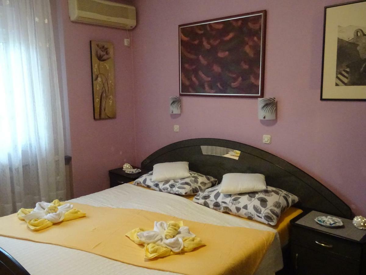 Apartman Iris S Terasom Rijeka Bagian luar foto