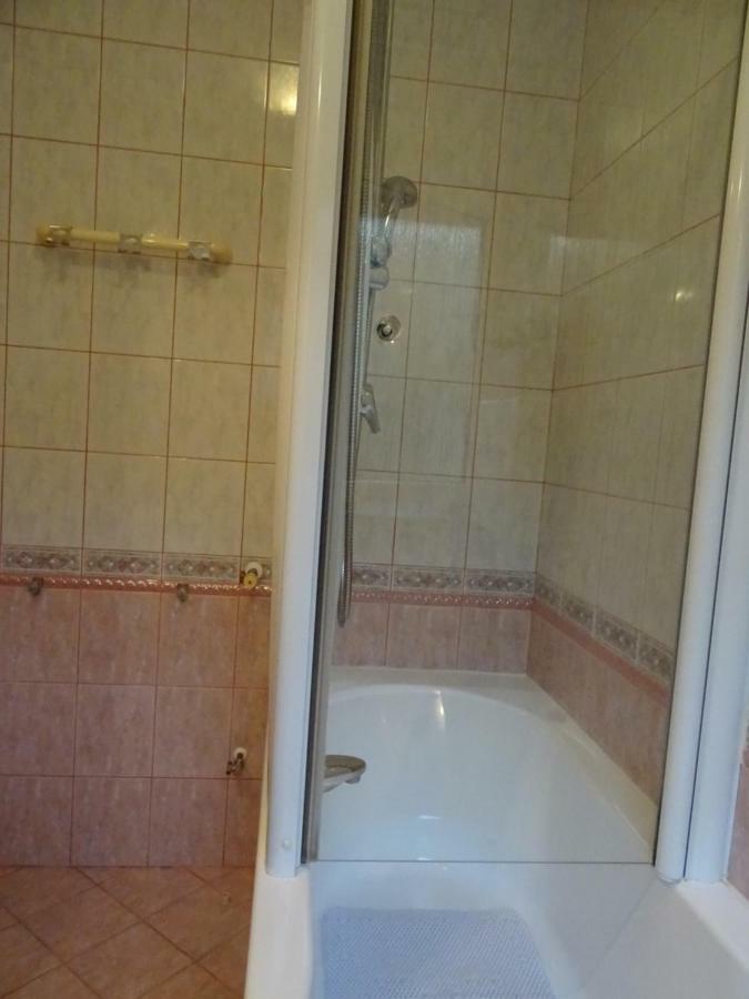 Apartman Iris S Terasom Rijeka Bagian luar foto